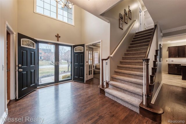 49112 White Mill Drive, Shelby Charter Township, MI 48317