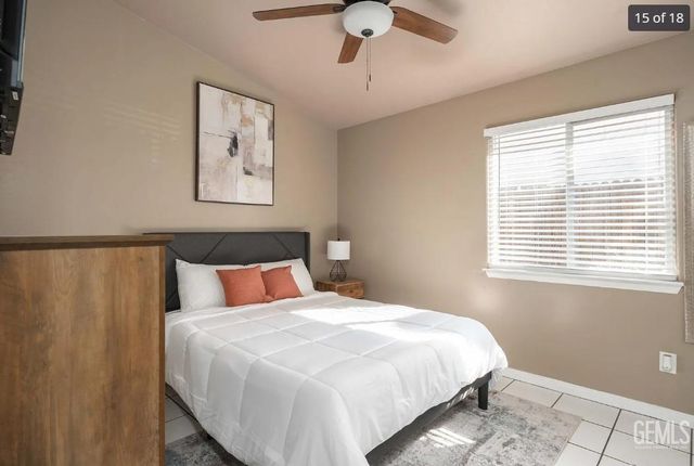 5506 Seasons Drive, Bakersfield, CA 93313