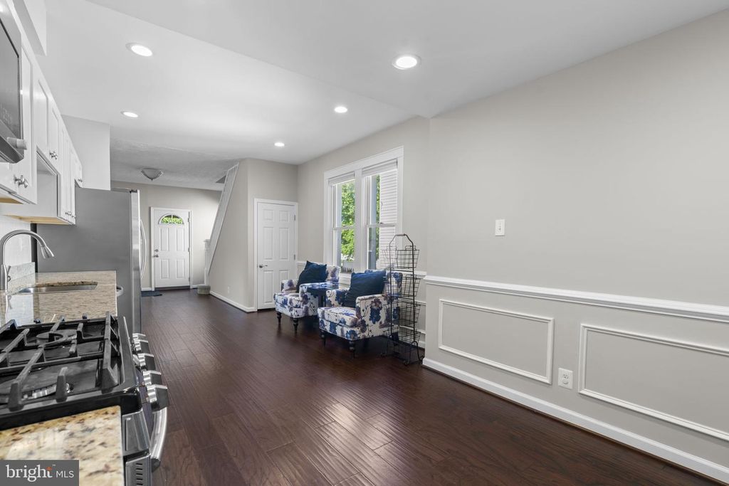 Image 13 of property listing at 2843 PENNSYLVANIA AVE, Baltimore, MD 21227