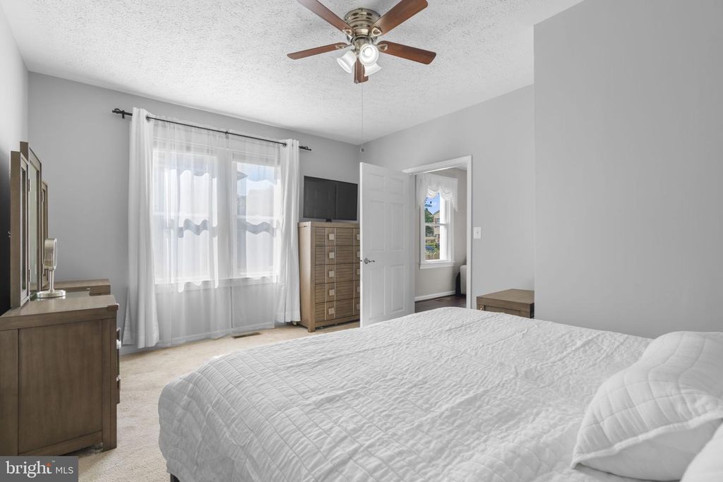 Image 18 of property listing at 2843 PENNSYLVANIA AVE, Baltimore, MD 21227