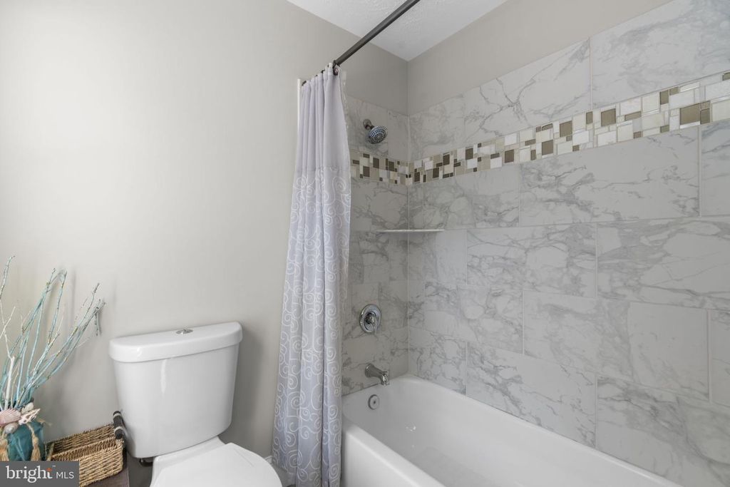Image 28 of property listing at 2843 PENNSYLVANIA AVE, Baltimore, MD 21227