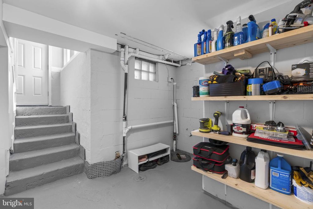 Image 30 of property listing at 2843 PENNSYLVANIA AVE, Baltimore, MD 21227