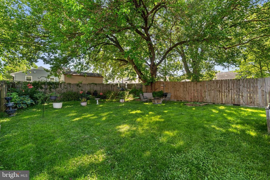 Image 42 of property listing at 2843 PENNSYLVANIA AVE, Baltimore, MD 21227