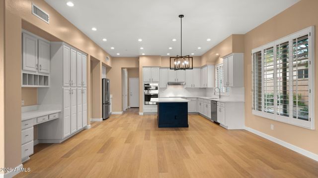 12075 E MESCAL Street, Scottsdale, AZ 85259