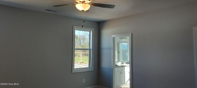 805 Short Row Court, Maysville, NC 28555