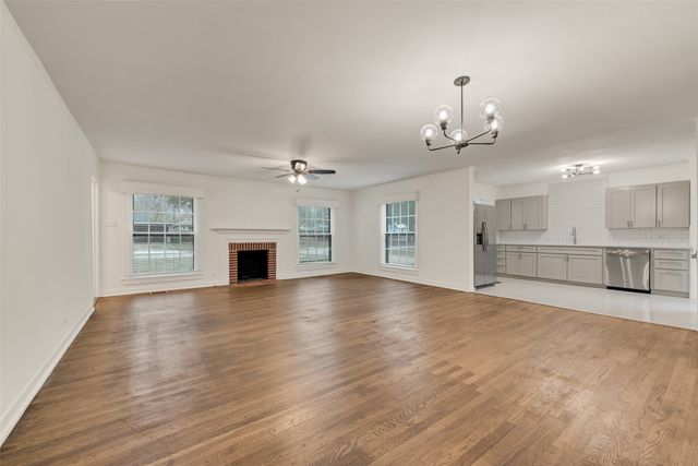 1412 Ferris Avenue, Waxahachie, TX 75165