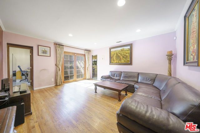 6110 Shoshone Avenue, Encino (los Angeles), CA 91316