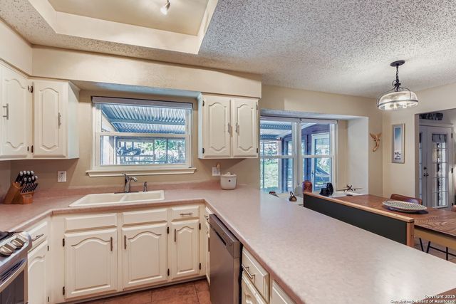 8007 Airflight, San Antonio, TX 78250