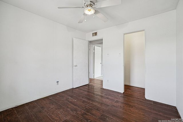 1601 Newton Steet, Kerrville, TX 78028