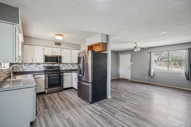 1601 Newton Steet, Kerrville, TX 78028