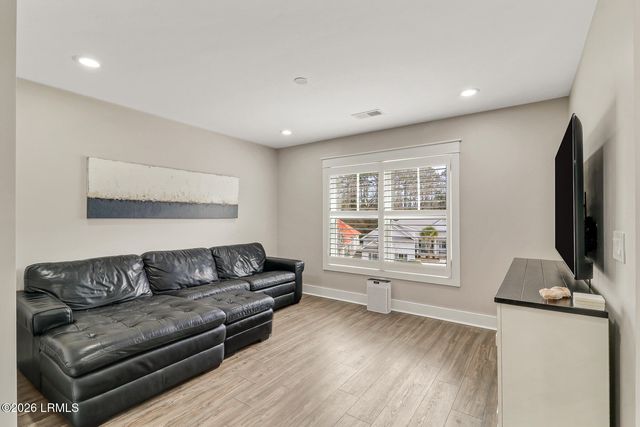 15 Paddocks Boulevard, Hilton Head Island, SC 29926