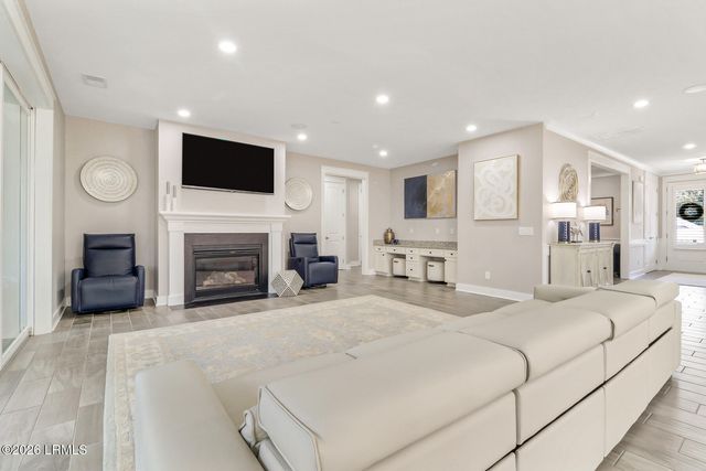 15 Paddocks Boulevard, Hilton Head Island, SC 29926