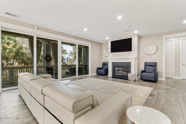 15 Paddocks Boulevard, Hilton Head Island, SC 29926