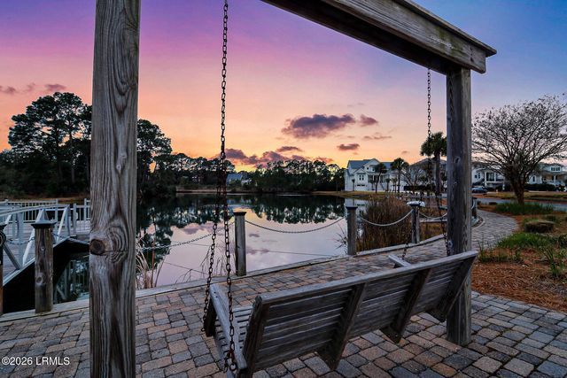 15 Paddocks Boulevard, Hilton Head Island, SC 29926