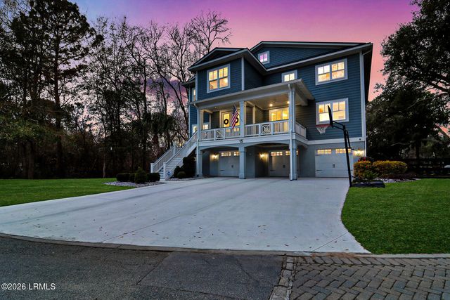 15 Paddocks Boulevard, Hilton Head Island, SC 29926