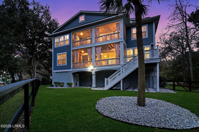 15 Paddocks Boulevard, Hilton Head Island, SC 29926