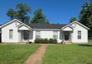604 S Chestnut, Winnsboro, TX 75494