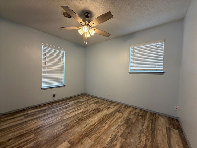 11 Osage Drive, Shawnee, OK 74801