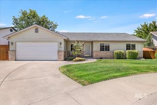 303 Cedar Park Circle, Twin Falls, ID 83301