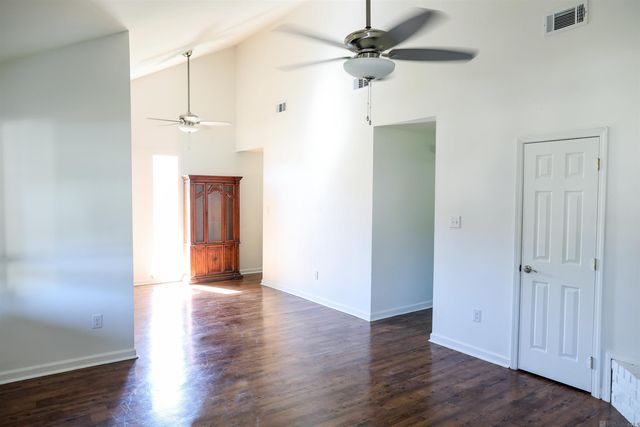 15005 Beau Jon Ave, Prairieville, LA 70769