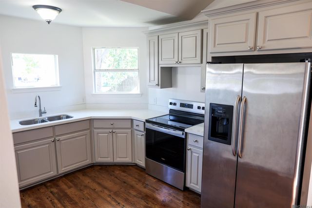 15005 Beau Jon Ave, Prairieville, LA 70769