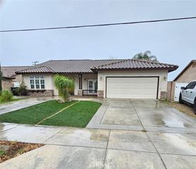 511 N Girard, Hemet, CA 92544