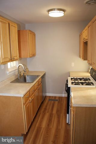 3718 HILL ST, Fairfax, VA 22030