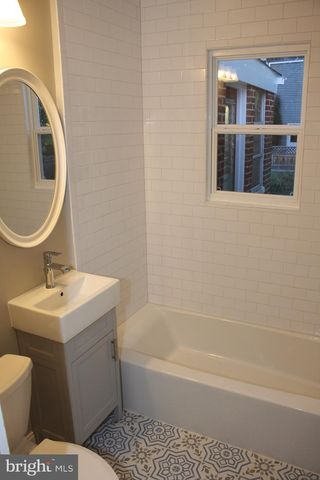 3718 HILL ST, Fairfax, VA 22030