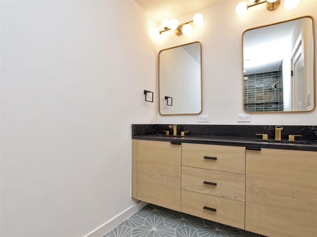 5903 Gateshead DR, Austin, TX 78745