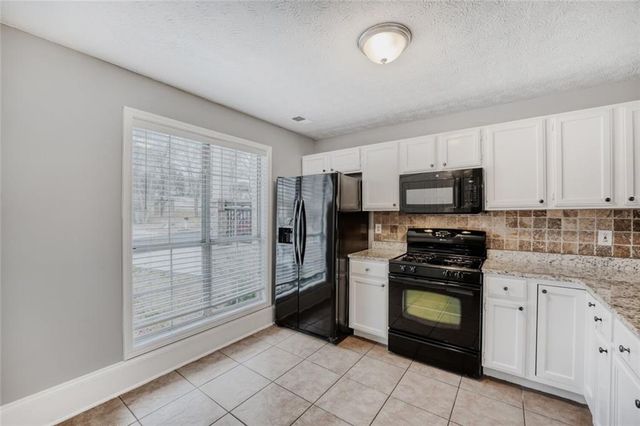 3588 Kennesaw Station NW Drive, Kennesaw, GA 30144