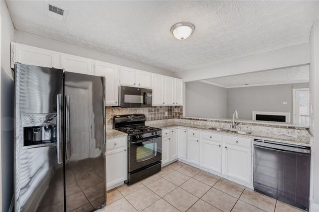 3588 Kennesaw Station NW Drive, Kennesaw, GA 30144