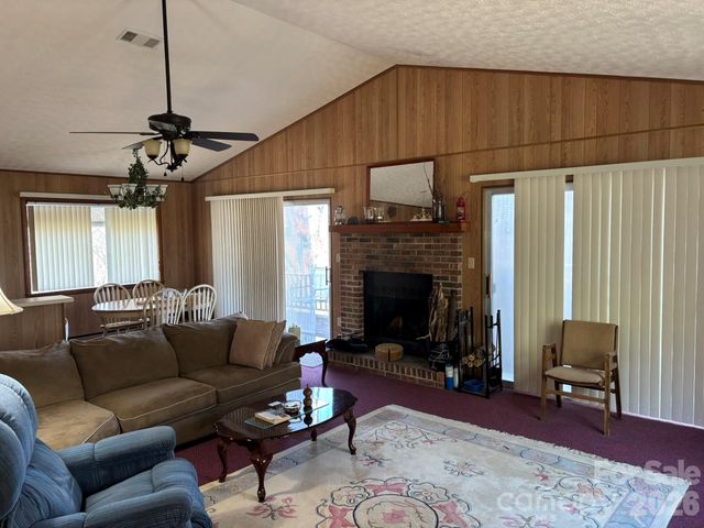 120 Kimberly Drive, Bryson City, NC 28713