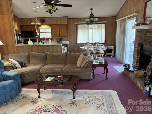 120 Kimberly Drive, Bryson City, NC 28713