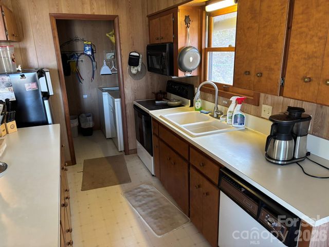120 Kimberly Drive, Bryson City, NC 28713