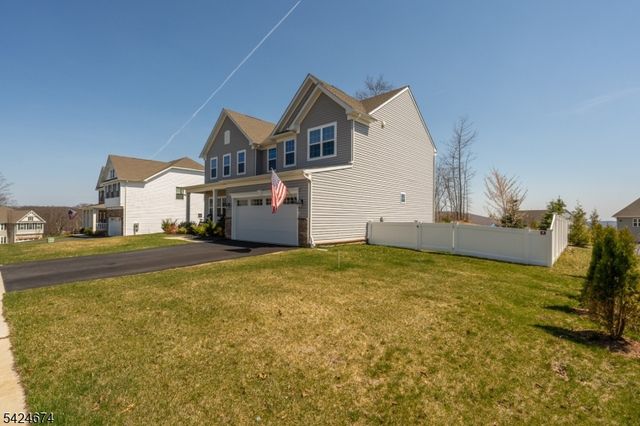 15 Esposito Ln, Roxbury Twp., NJ 07850