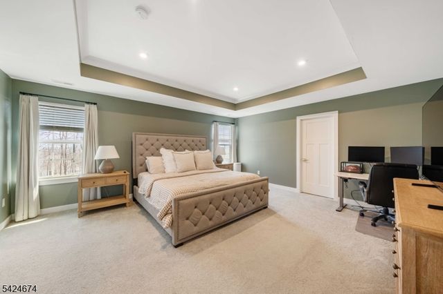 15 Esposito Ln, Roxbury Twp., NJ 07850