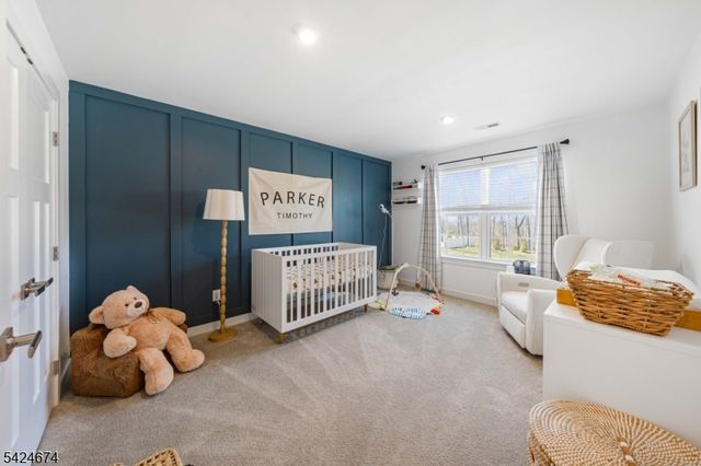 15 Esposito Ln, Roxbury Twp., NJ 07850