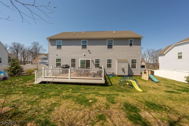 15 Esposito Ln, Roxbury Twp., NJ 07850