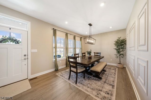 15 Esposito Ln, Roxbury Twp., NJ 07850