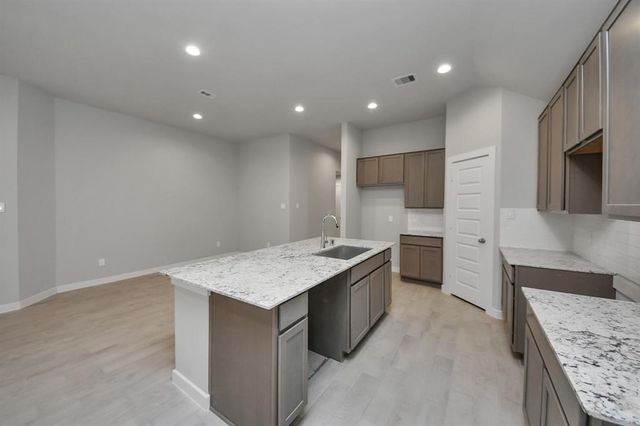 15710 Telge Ridge Lane, Cypress, TX 77429