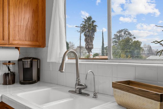 10414 Reymouth Ave, Rancho Cordova, CA 95670