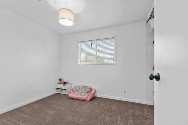 10414 Reymouth Ave, Rancho Cordova, CA 95670