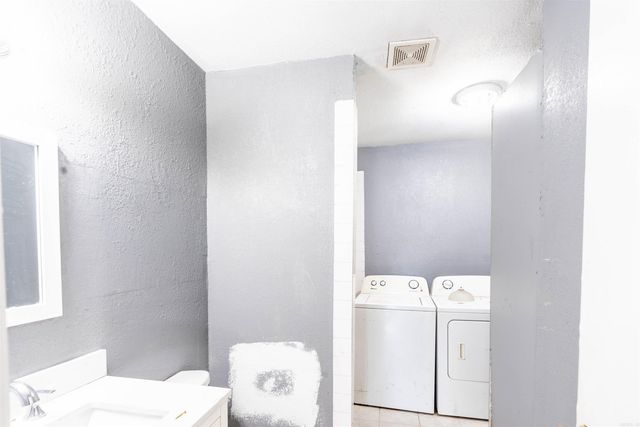 212 N Pine St, Marvell, AR 72366