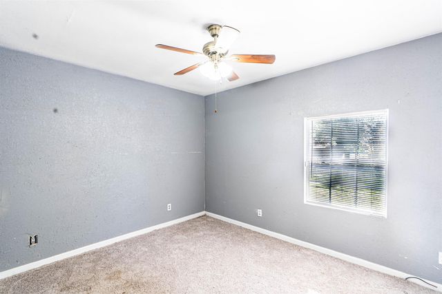 212 N Pine St, Marvell, AR 72366