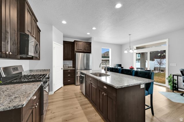 7494 S WOOD FARMS DR, West Jordan, UT 84084