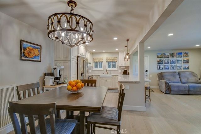 805 Ronda Mendoza B, Laguna Woods, CA 92637