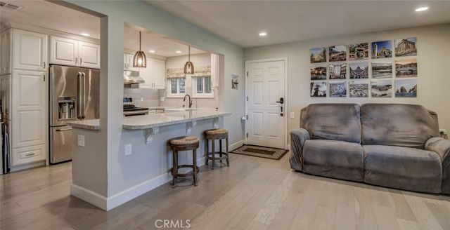 805 Ronda Mendoza B, Laguna Woods, CA 92637