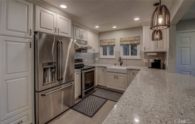 805 Ronda Mendoza B, Laguna Woods, CA 92637