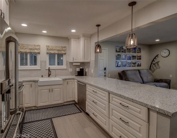 805 Ronda Mendoza B, Laguna Woods, CA 92637