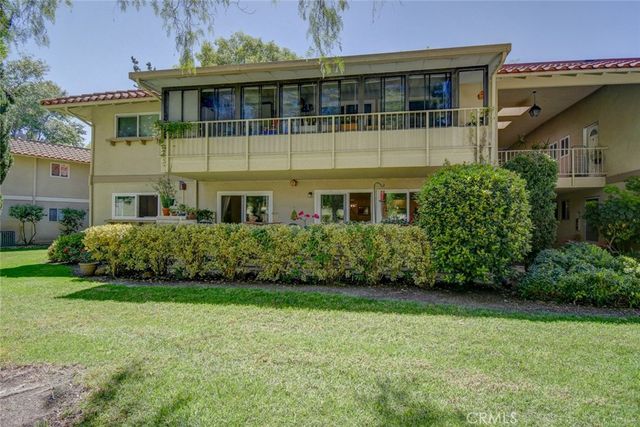 805 Ronda Mendoza B, Laguna Woods, CA 92637
